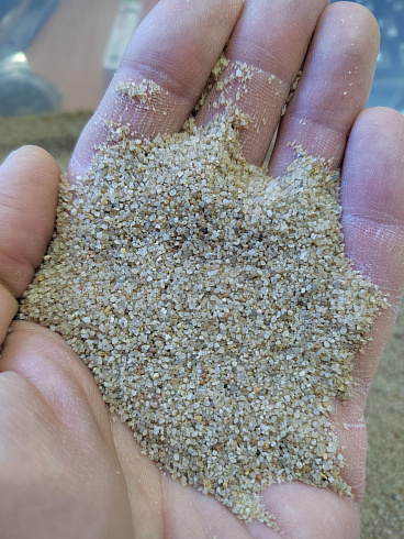 Кварцевый песок для площадок фр. 0,3 - 1 мм.  купить в Смоленске фото Камень Клуб