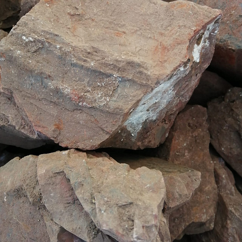 фото Яшма красная  (фр. 70-100 мм)  купить в Смоленске в интернет-портале КАМЕНЬ КЛУБ