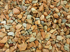 Kamenclub.ru: Щебень крошка желтый (ЗЛАТОЛИТ) фр. 3-5 мм.  купить в Смоленске златолит золотистый, бежевый, желтый мрамор 12 000 руб/т   фото КАМЕНЬ КЛУБ