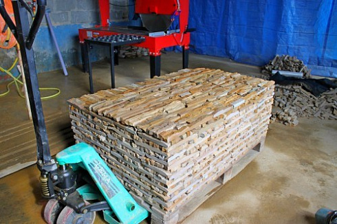 Kamenclub.ru: Песчаник (лапша) art PSG-3-01  купить в Смоленске    2300 руб/кв.м   фото КАМЕНЬ КЛУБ