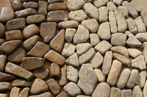 Kamenclub.ru: Песчаник брусчатка  купить в Смоленске    5 500 руб/т   фото КАМЕНЬ КЛУБ