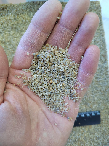 Кварцевый песок для площадок фр. 0,8 - 2 мм.  купить в Смоленске фото Камень Клуб