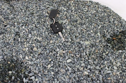 Kamenclub.ru: Щебень крошка зеленый (змеевик) фр. 5-10 мм  купить в Смоленске змеевик зеленый, салатовый ландшафтный декоративный щебень крошка 7 200 руб/т   фото КАМЕНЬ КЛУБ