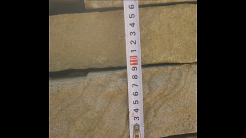 Kamenclub.ru: Песчаник пластушка желтый с рисунком (4-6 см)  купить в Смоленске плитняк пластушка желтый с рисунком песчаник 9 000 руб/м3   фото КАМЕНЬ КЛУБ