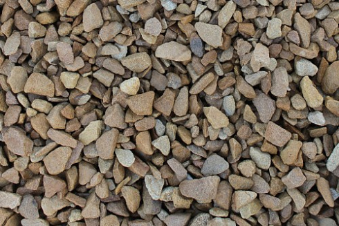 Kamenclub.ru: Щебень крошка желтый (песчаник) фр. 10-20 мм.  купить в Смоленске песчаник бежевый, серый, рыжий декоративный ландшафтный щебень колотый 9500 руб/т   фото КАМЕНЬ КЛУБ