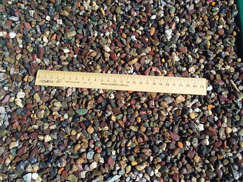 Kamenclub.ru: Галька речная окат цветная фр.5-10 мм. купить  в Смоленске галька речная белый, серый, красноватый, синий, темно-серый речная окатанная галька декоративная 6800 руб/т   фото КАМЕНЬ КЛУБ