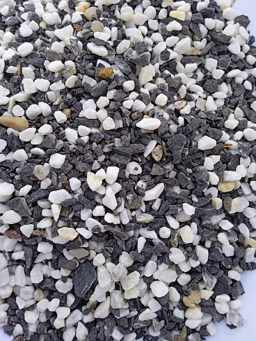 Kamenclub.ru: Мраморная крошка (щебень крошка микс: белый-зеленый-розовый) фр. 5-10 мм  купить в Смоленске мрамор белый, зеленый, розовый, разноцветный, молочный декоративная ландшафтная мраморная крошка 9500 руб/т   фото КАМЕНЬ КЛУБ