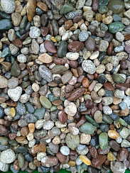 Kamenclub.ru: Галька речная окат цветная фр.5-10 мм. купить  в Смоленске галька речная белый, серый, красноватый, синий, темно-серый речная окатанная галька декоративная 6800 руб/т   фото КАМЕНЬ КЛУБ