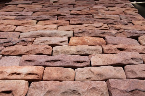 Kamenclub.ru: Песчаник плитка art PSK-5-02  купить в Смоленске    2 000 руб/кв.м   фото КАМЕНЬ КЛУБ